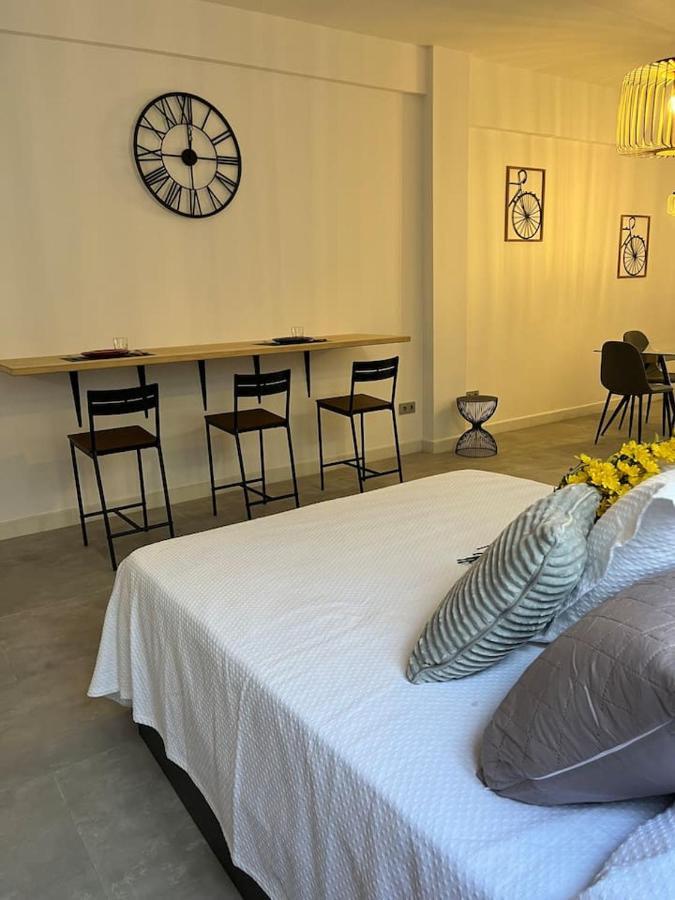 Apartamento En Centro De Малага Экстерьер фото